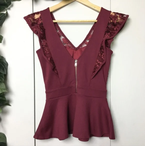 Stunning River Island Burgandy Lace Peplum Top - Picture 3 of 6